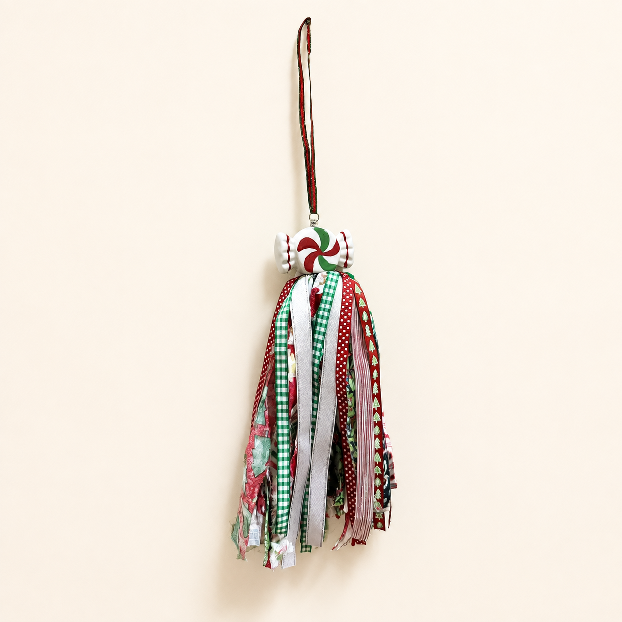 Peppermint Christmas 08-peppermint-candy 01-primary
