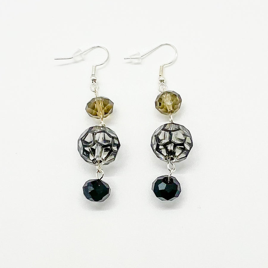 Black Vertices