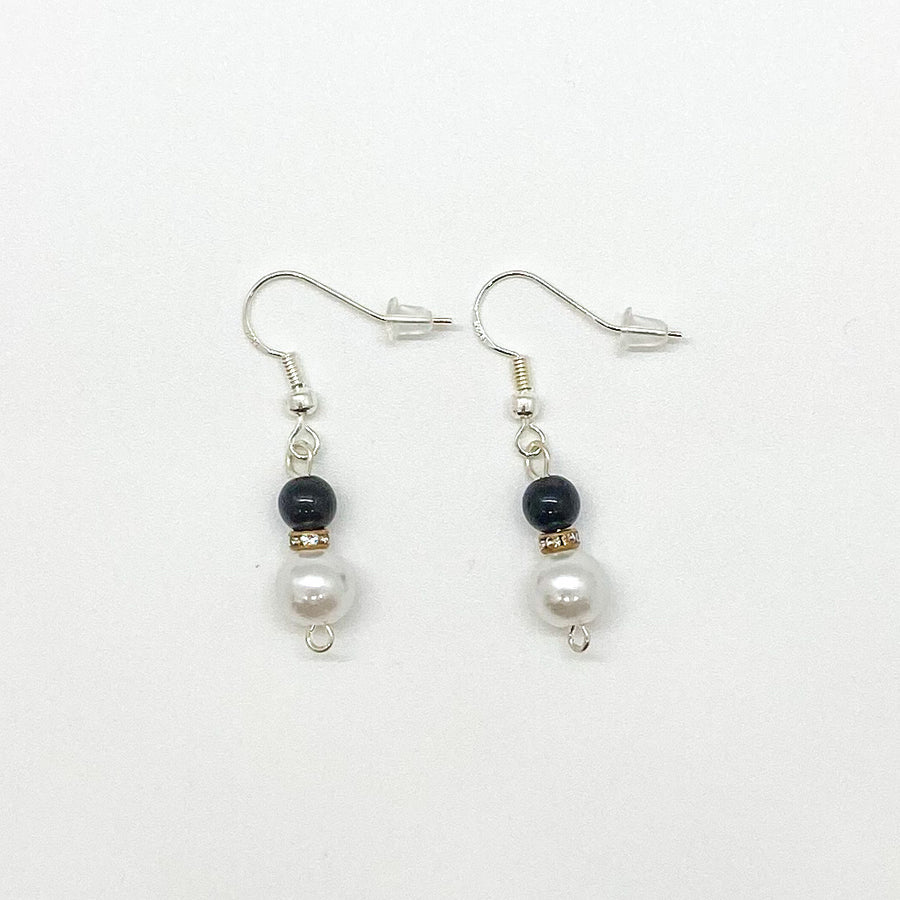 Black and Pearl Holiday