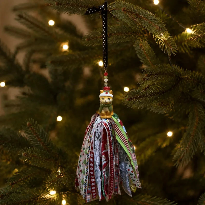 Merry Christmas Kitty — Christmas Door Tassel