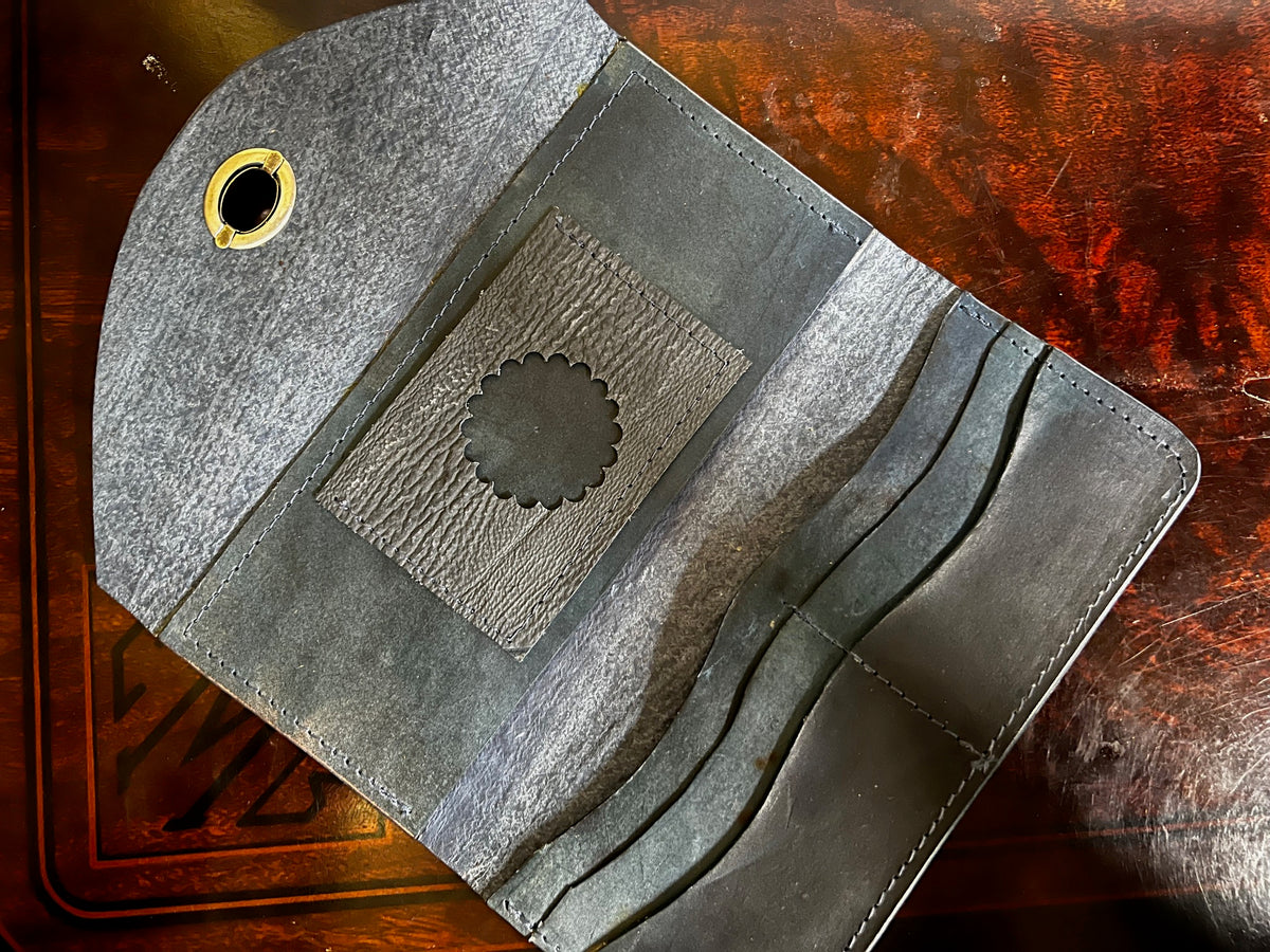 Women's Leather Envelope Wallet