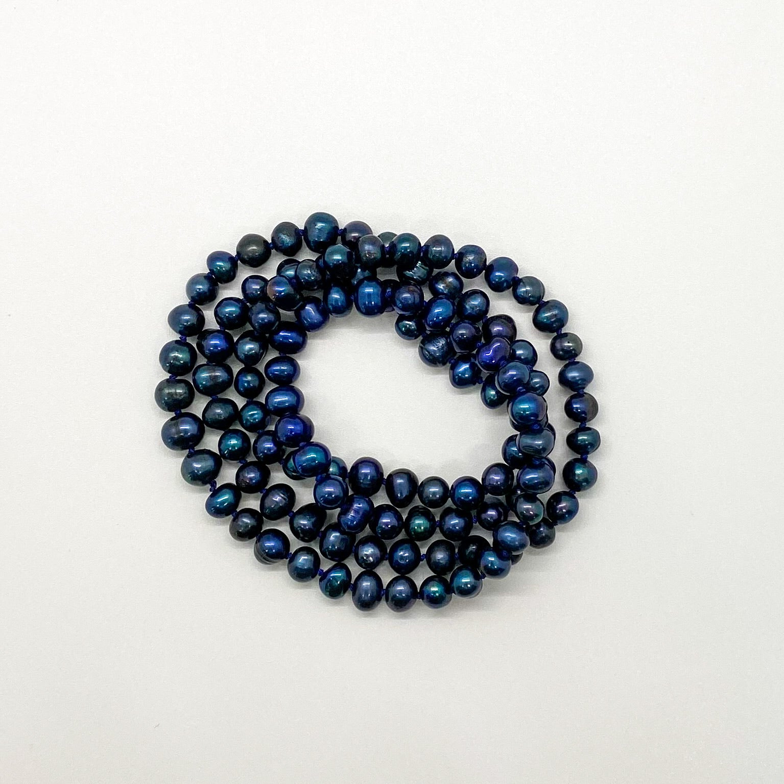 29” Dark Blue Pearl Necklace